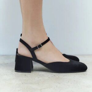 ZARA Velvet Block Heel Shoes ( US 6.5, EUR 37)